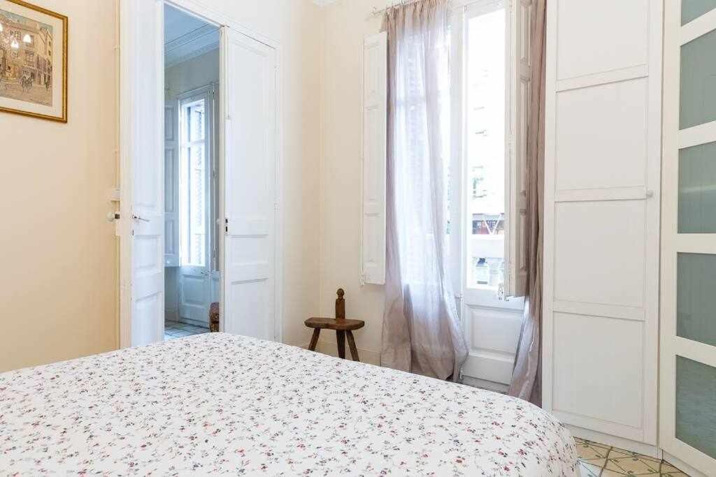 Cal Mateu 11 Huespedes Sagrada Familia Apartment บาร์เซโลนา ภายนอก รูปภาพ
