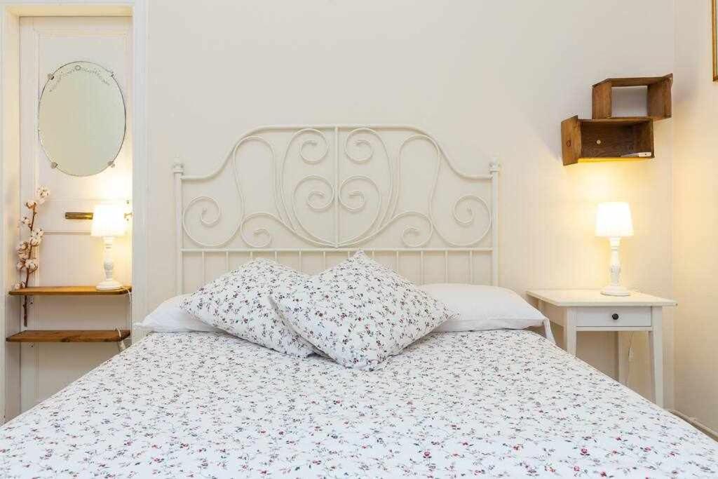 Cal Mateu 11 Huespedes Sagrada Familia Apartment บาร์เซโลนา ภายนอก รูปภาพ