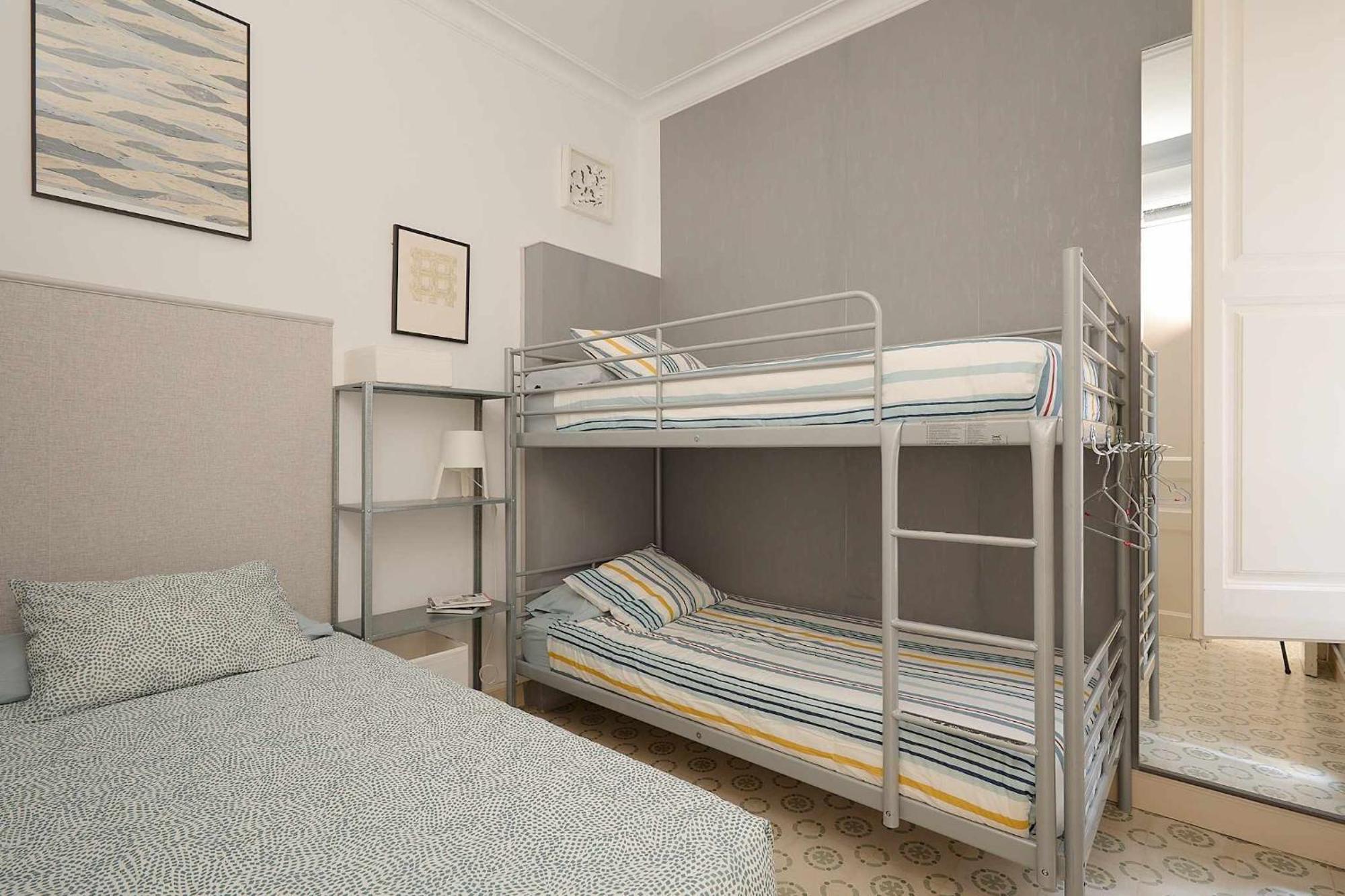 Cal Mateu 11 Huespedes Sagrada Familia Apartment บาร์เซโลนา ภายนอก รูปภาพ